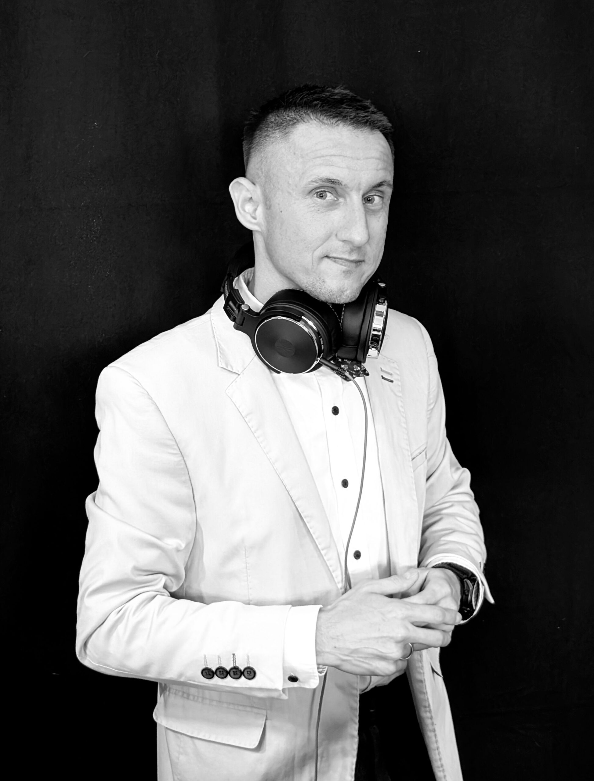 Artur — DJ i konferansjer Zabawiści