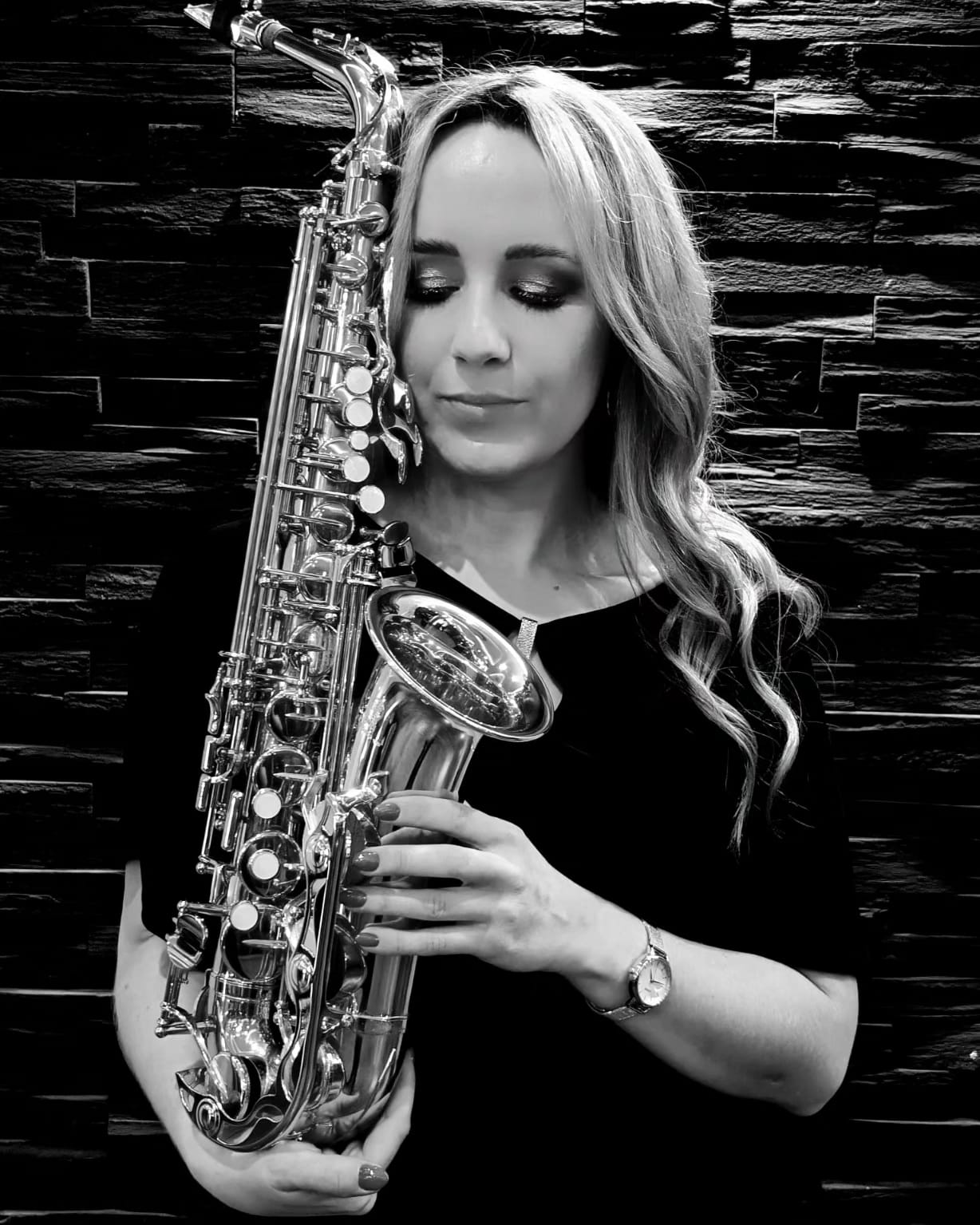 Beata — wokalistka i saksofonistka Zabawiści